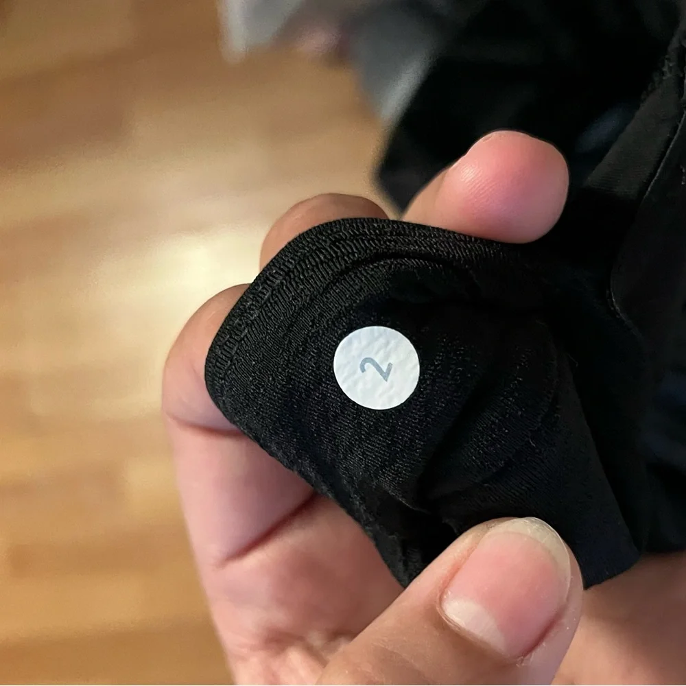 Lululemon Blue Camo Spandex - Picture 3 of 5